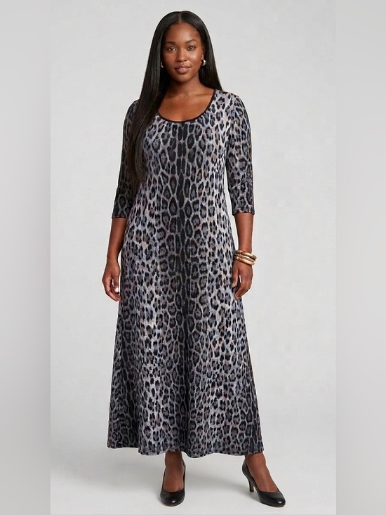 Fashion Bug Dresses & Skirts - FASHION BUG Leopard Print Maxi Dress